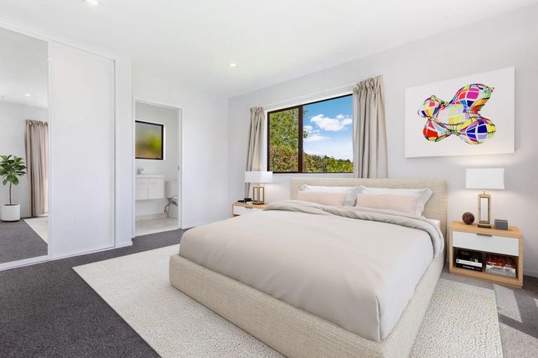 Photo of property in 54 Hinerau Street, Henderson, Auckland, 0612