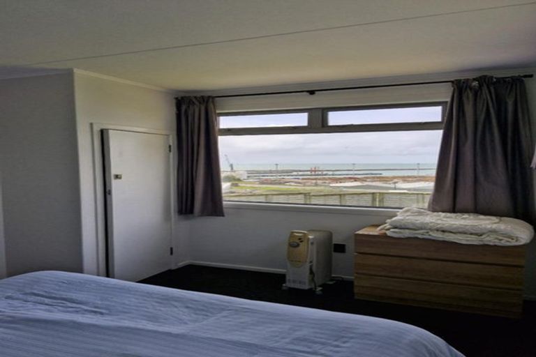 Photo of property in 11a Catherine Crescent, Moturoa, New Plymouth, 4310