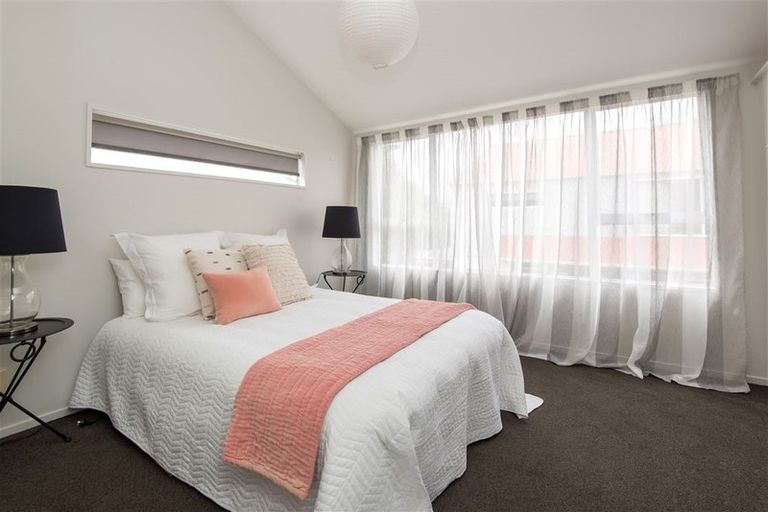 Photo of property in 5/27a Packe Street, Edgeware, Christchurch, 8013