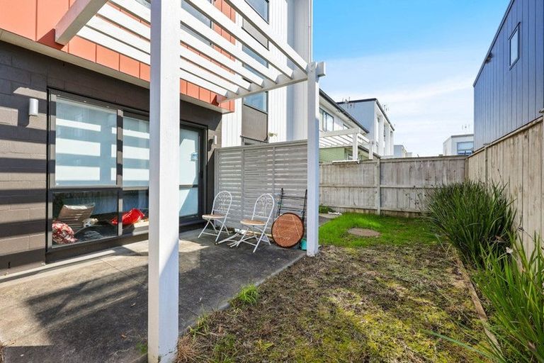 Photo of property in 1 Bonnette Road, Flat Bush, Auckland, 2019