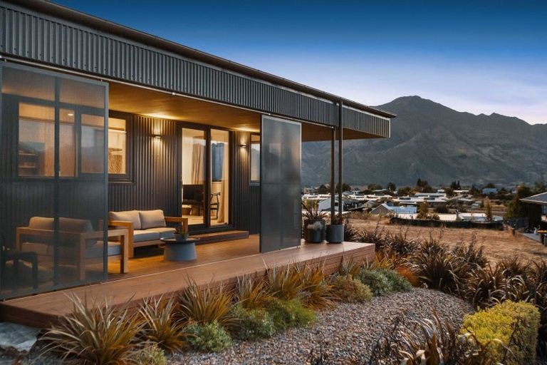 Photo of property in 49 Farrant Drive, Wanaka, 9305