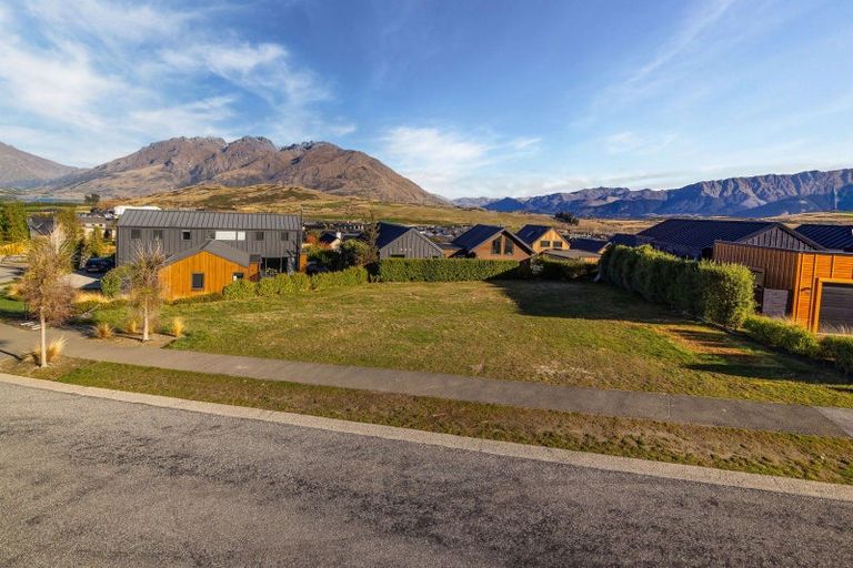 Photo of property in 11 Falconer Rise, Jacks Point, Queenstown, 9371