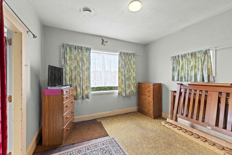 Photo of property in 21 Hay Street, Bromley, Christchurch, 8062