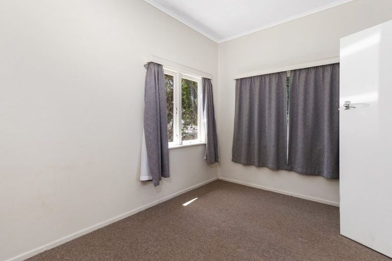 Photo of property in 2/461 Great South Road, Opaheke, Papakura, 2113