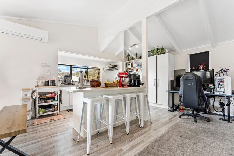 Photo of property in 4 Motuora Road, Manly, Whangaparaoa, 0930