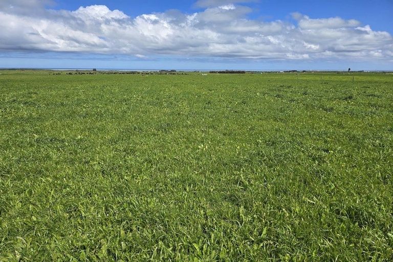 Photo of property in 189 Namu Road, Opunake, 4681