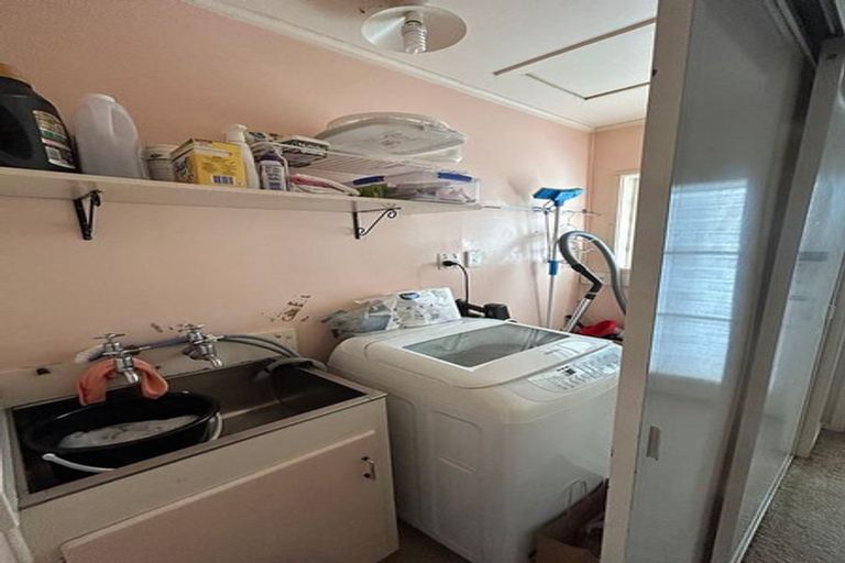 Photo of property in 2/26 Abercrombie Street, Howick, Auckland, 2014