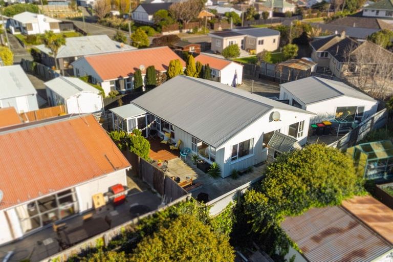 Photo of property in 46 Pacific Road, North New Brighton, Christchurch, 8083