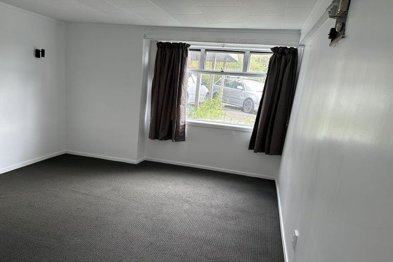 Photo of property in 7 Ellice Road, Totara Vale, Auckland, 0629