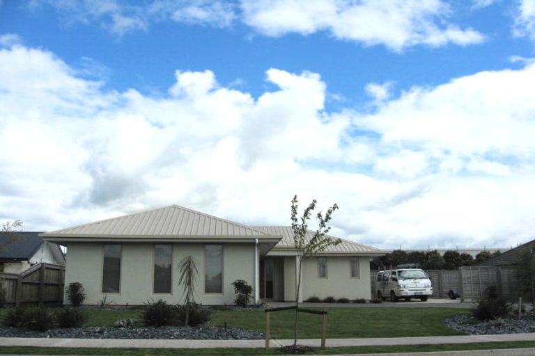 Photo of property in 19 Kendall View, Stoke, Nelson, 7011