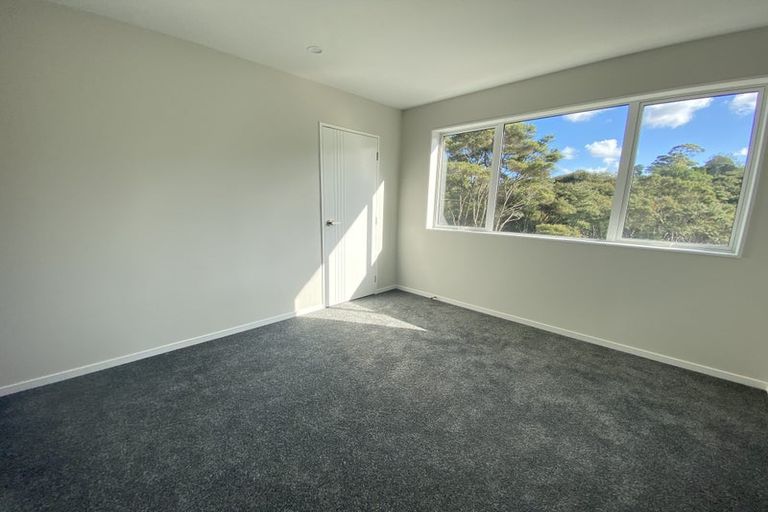 Photo of property in 39 Kaimai Avenue, Massey, Auckland, 0614