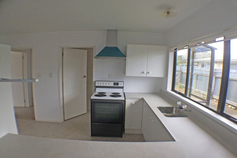 Photo of property in 2/455 Ferguson Street, Palmerston North, 4410