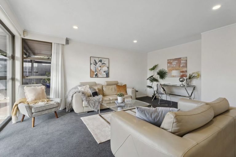 Photo of property in 1/16 Oleander, Farm Cove, Auckland, 2012