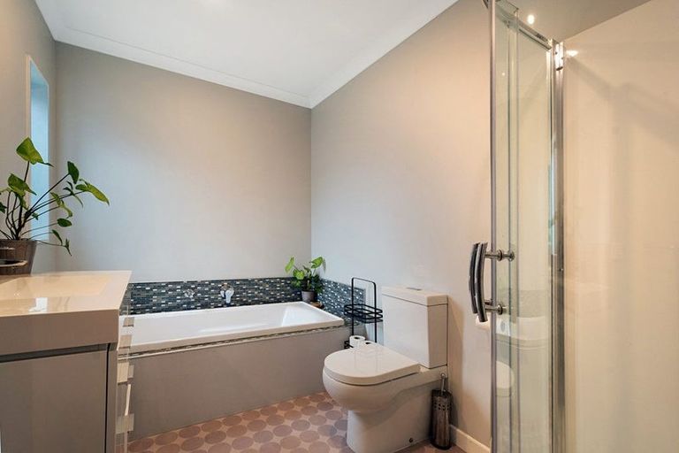 Photo of property in 141 Mangakura Road, Helensville, 0875