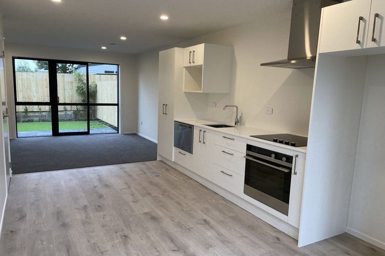 Photo of property in 7/63 Taikata Road, Te Atatu Peninsula, Auckland, 0610