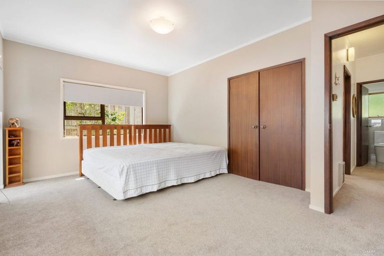 Photo of property in 1/67 Seaview Road, Castor Bay, Auckland, 0620