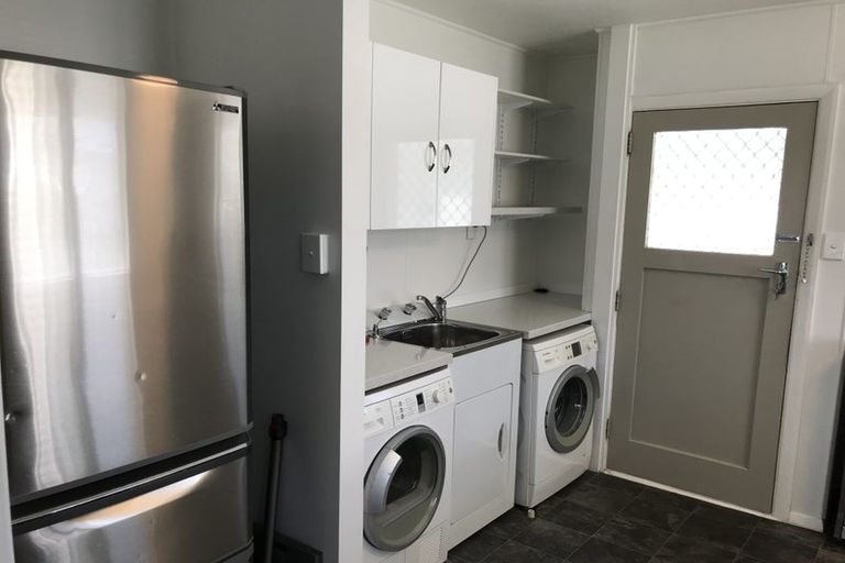 Photo of property in 26 Fraser Crescent, Elderslea, Upper Hutt, 5018