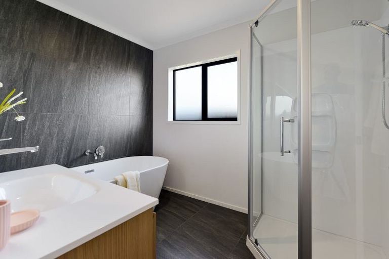 Photo of property in 106 Powells Road, Ruakura, Hamilton, 3214