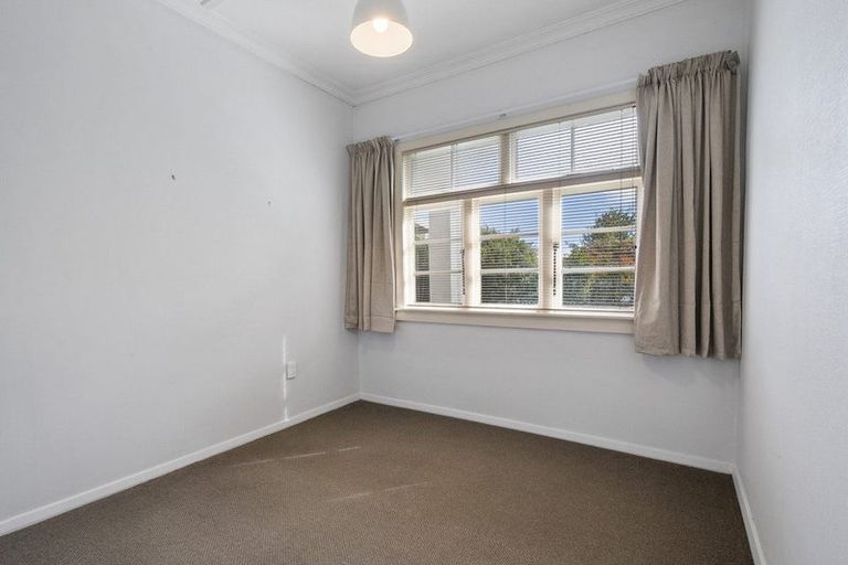 Photo of property in 52 Matamau Street, Palmerston North, 4414