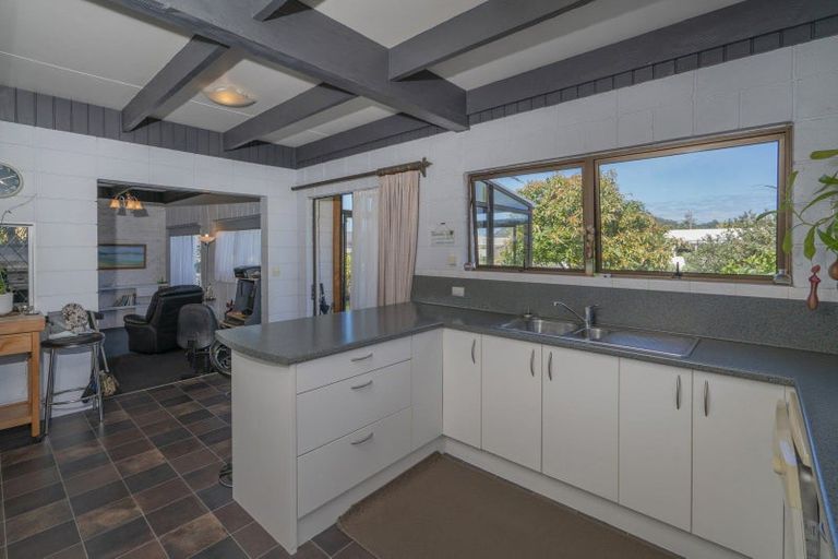 Photo of property in 58 Cook Drive, Whitianga, 3510