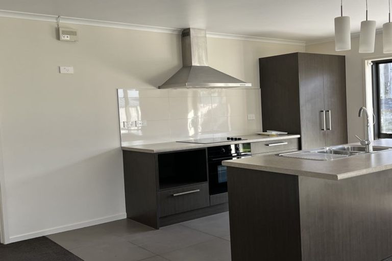 Photo of property in 16 Iris Place, Grandview Heights, Hamilton, 3200