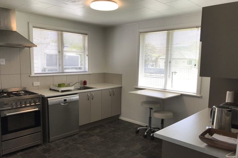 Photo of property in 26 Fraser Crescent, Elderslea, Upper Hutt, 5018