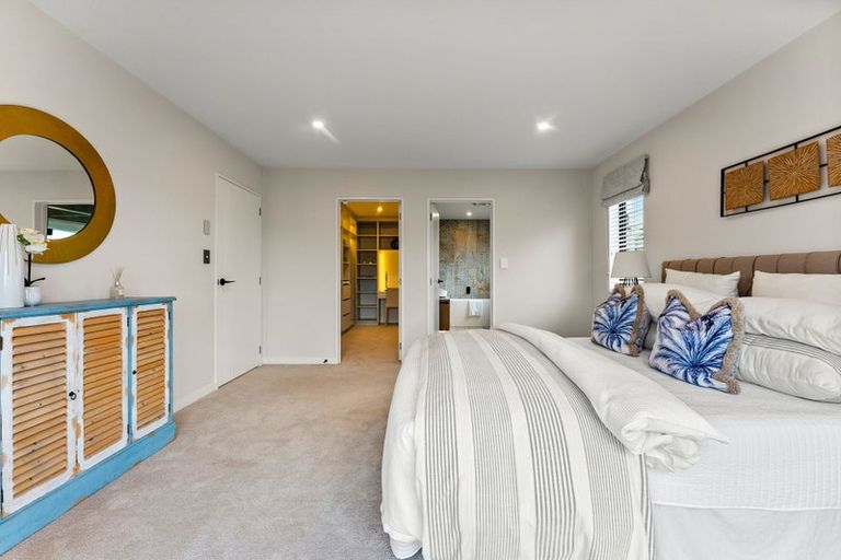 Photo of property in 10 Keel Street, Long Bay, Auckland, 0630