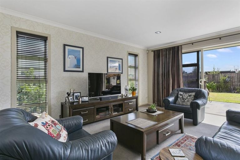 Photo of property in 17 Saffron Street, Cambridge, 3434