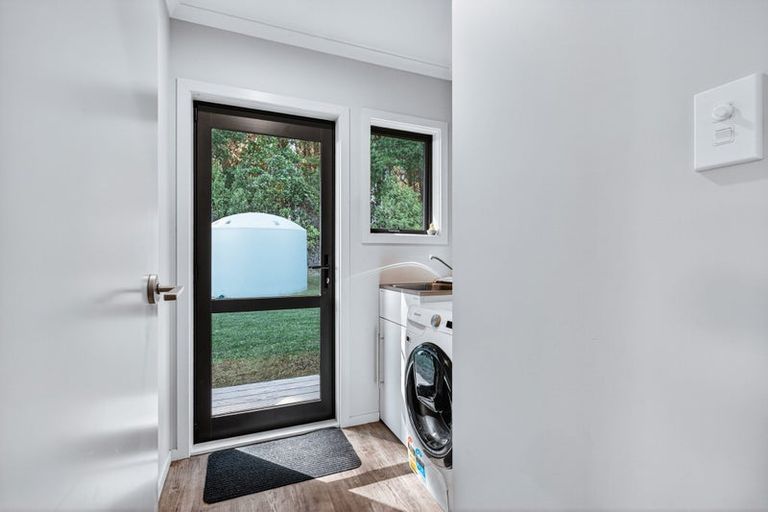 Photo of property in 18 Rangikatea Road, Omori, Turangi, 3381