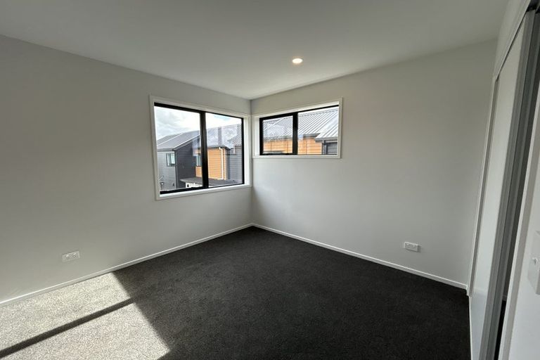 Photo of property in 27 Whati Lane, Henderson, Auckland, 0612