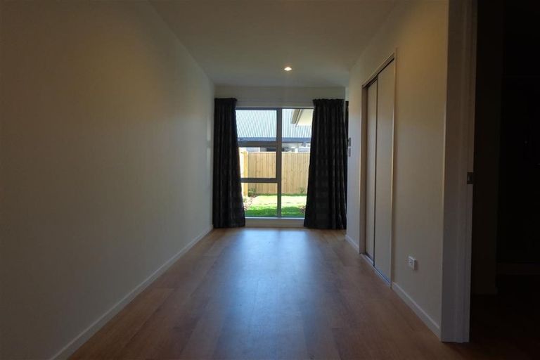 Photo of property in 17 Farnborough Way, Rolleston, 7615