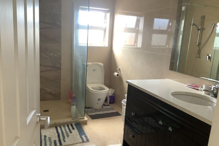 Photo of property in 42 Castlederg Drive, Flat Bush, Auckland, 2019