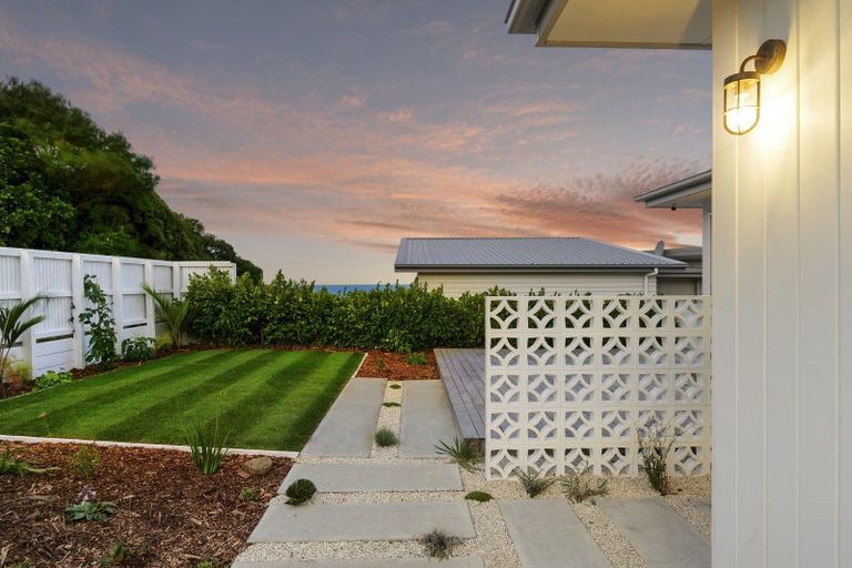 Photo of property in 89f Taylors Mistake Road, Scarborough, Christchurch, 8081