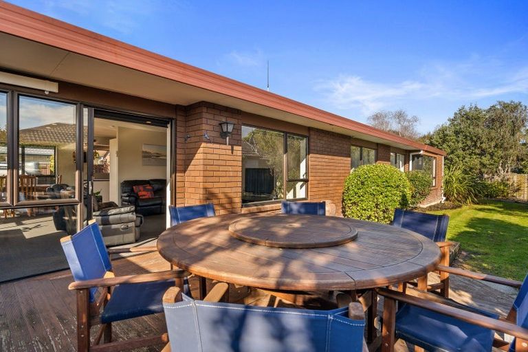 Photo of property in 17 Coleridge Place, Stoke, Nelson, 7011