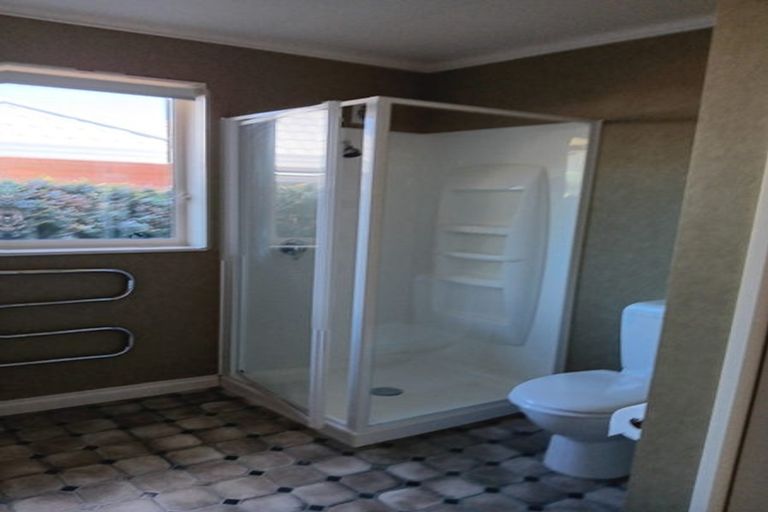 Photo of property in 187 The Parade, Island Bay, Wellington, 6023