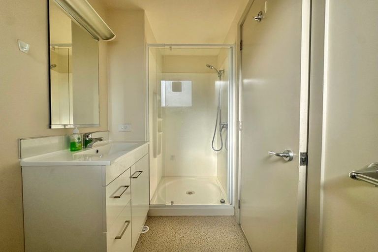 Photo of property in Southern Cross Apartments, 212/35 Abel Smith Street, Te Aro, Wellington, 6011