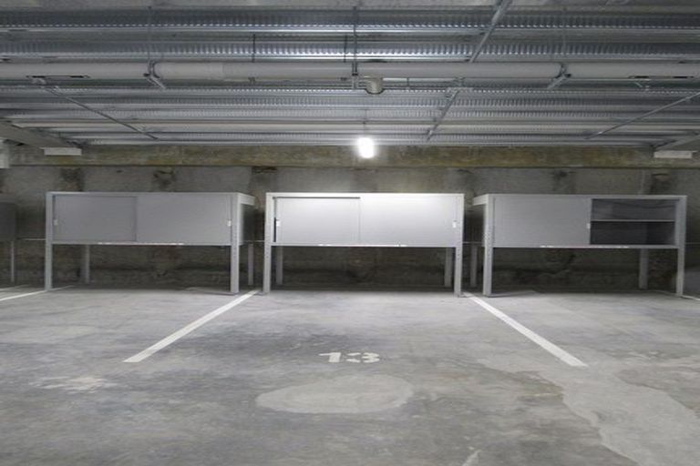 Photo of property in Frank Sargeson Apts, 407/80 Anzac Street, Takapuna, Auckland, 0622