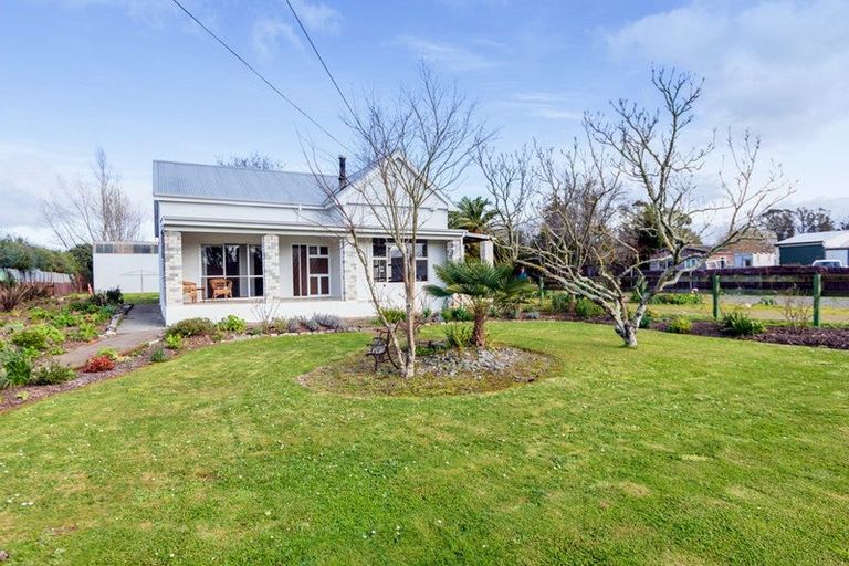 Photo of property in 2373 Takapau Road, Waipukurau, 4200