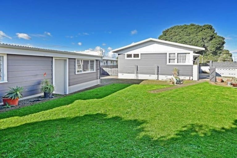 Photo of property in 29 William Avenue, Manurewa, Auckland, 2102