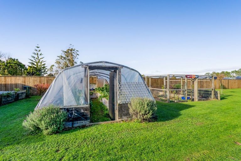 Photo of property in 37 Warwick Road, Stratford, 4332