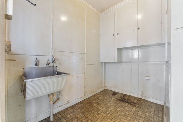 Photo of property in Police Station, 1/1 Bell Street, Whanganui, Wanganui, 4500
