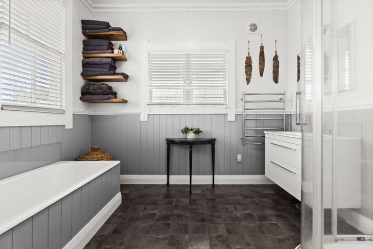 Photo of property in 81 Nelson Crescent, Napier South, Napier, 4110