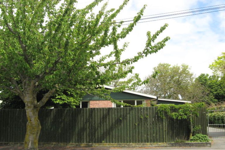 Photo of property in 9 Gregan Crescent, Burnside, Christchurch, 8053