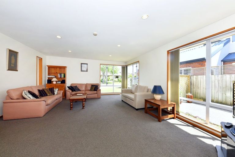 Photo of property in 14 O'connor Place, Burnside, Christchurch, 8053