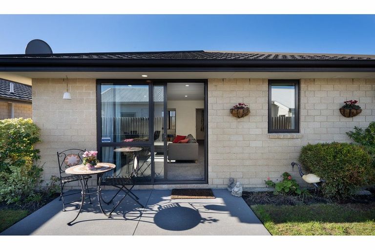 Photo of property in 2/50 Koromiko Street, Saint Martins, Christchurch, 8022