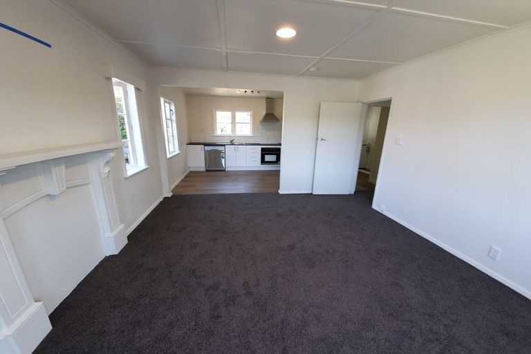 Photo of property in 17 Karaka Street, Wainuiomata, Lower Hutt, 5014
