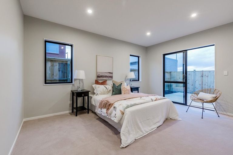 Photo of property in 13 Konoba Avenue, Kumeu, 0810