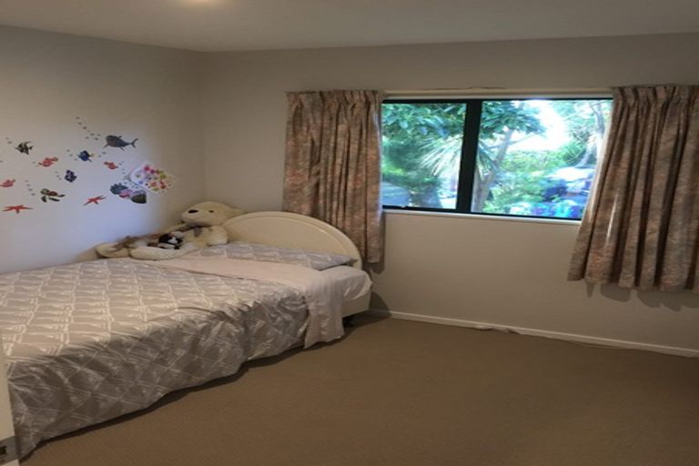 Photo of property in 91a Colwill Road, Massey, Auckland, 0614