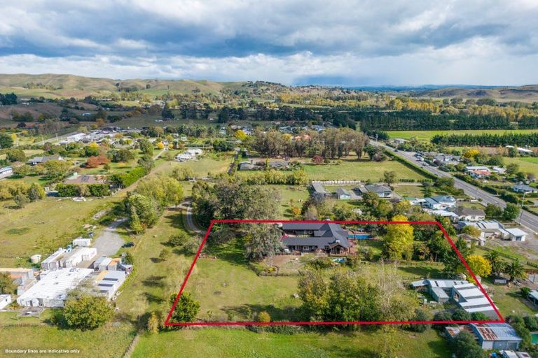 Photo of property in 2383 State Highway 2, Waipukurau, 4200