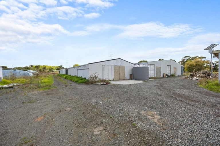 Photo of property in 15 Trotting Course Drive, Kumeu, 0891